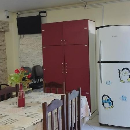 Hostel Em Brusque - Para Quem Busca Economia - Otima Localizacao Buitenkant foto